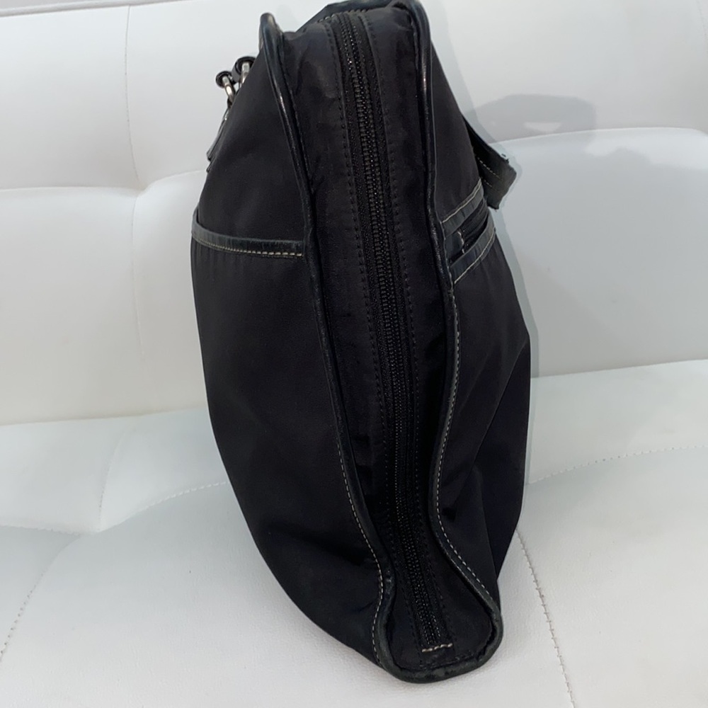 Authentic Coach 🖤 Bag - Picture 5 of 16